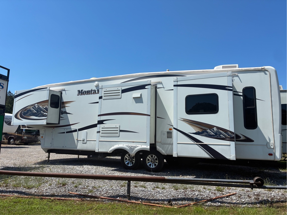 2010 Montana Hickory Series